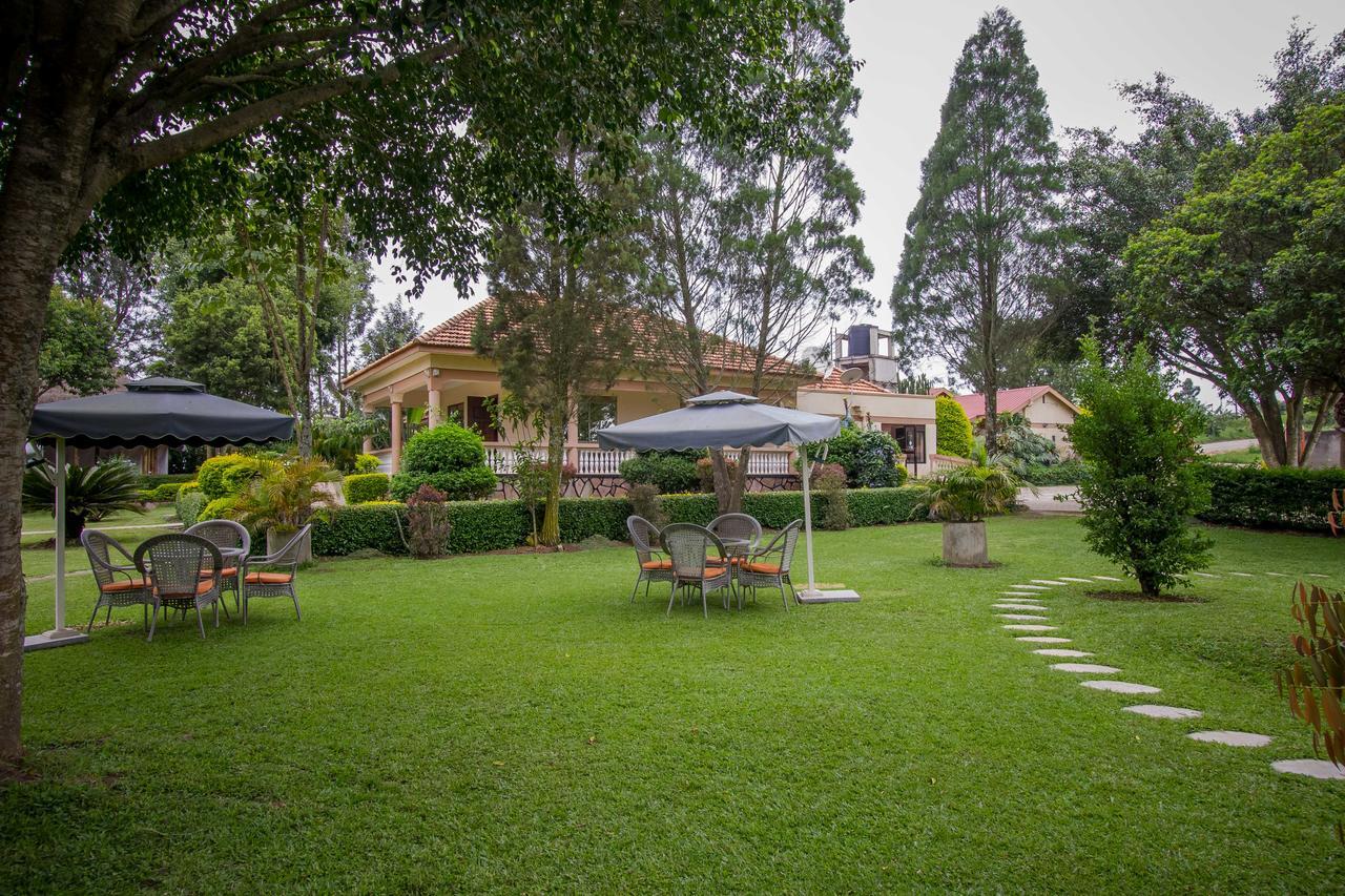 Tuzza Hotel Bushenyi Esterno foto