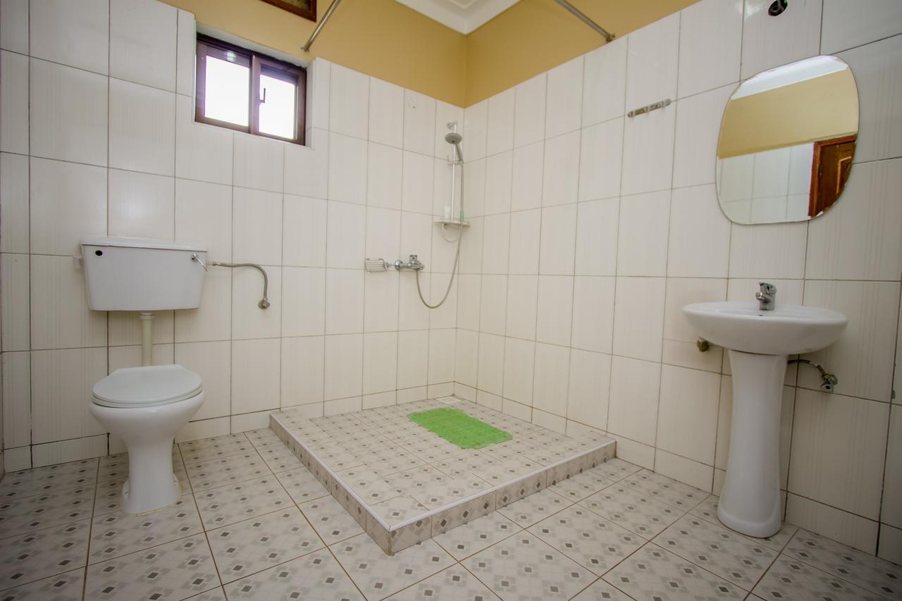 Tuzza Hotel Bushenyi Esterno foto